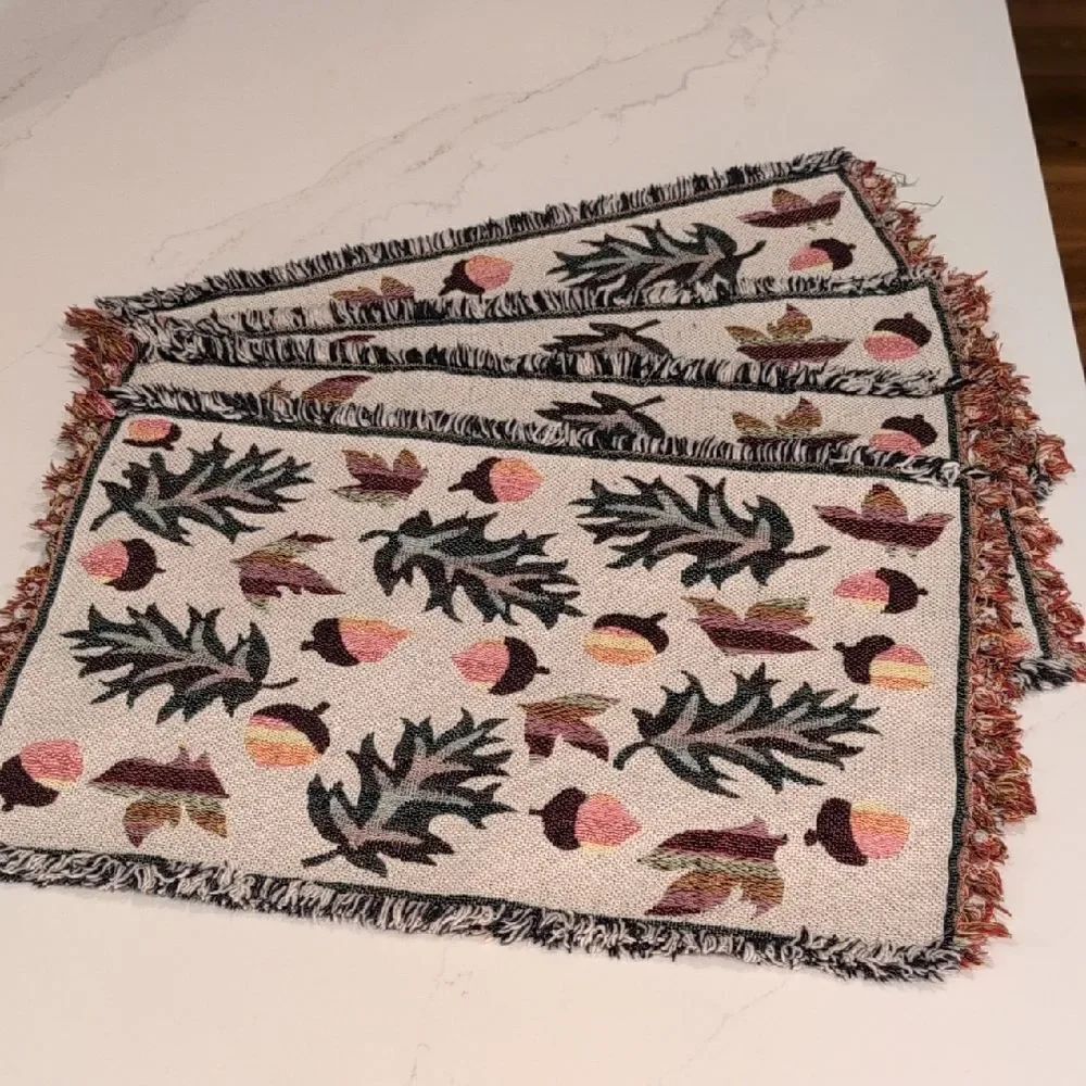 Autumn Colored Leaf & Acorn Patterned Tapestry Placemats, Set of 4 Fringed